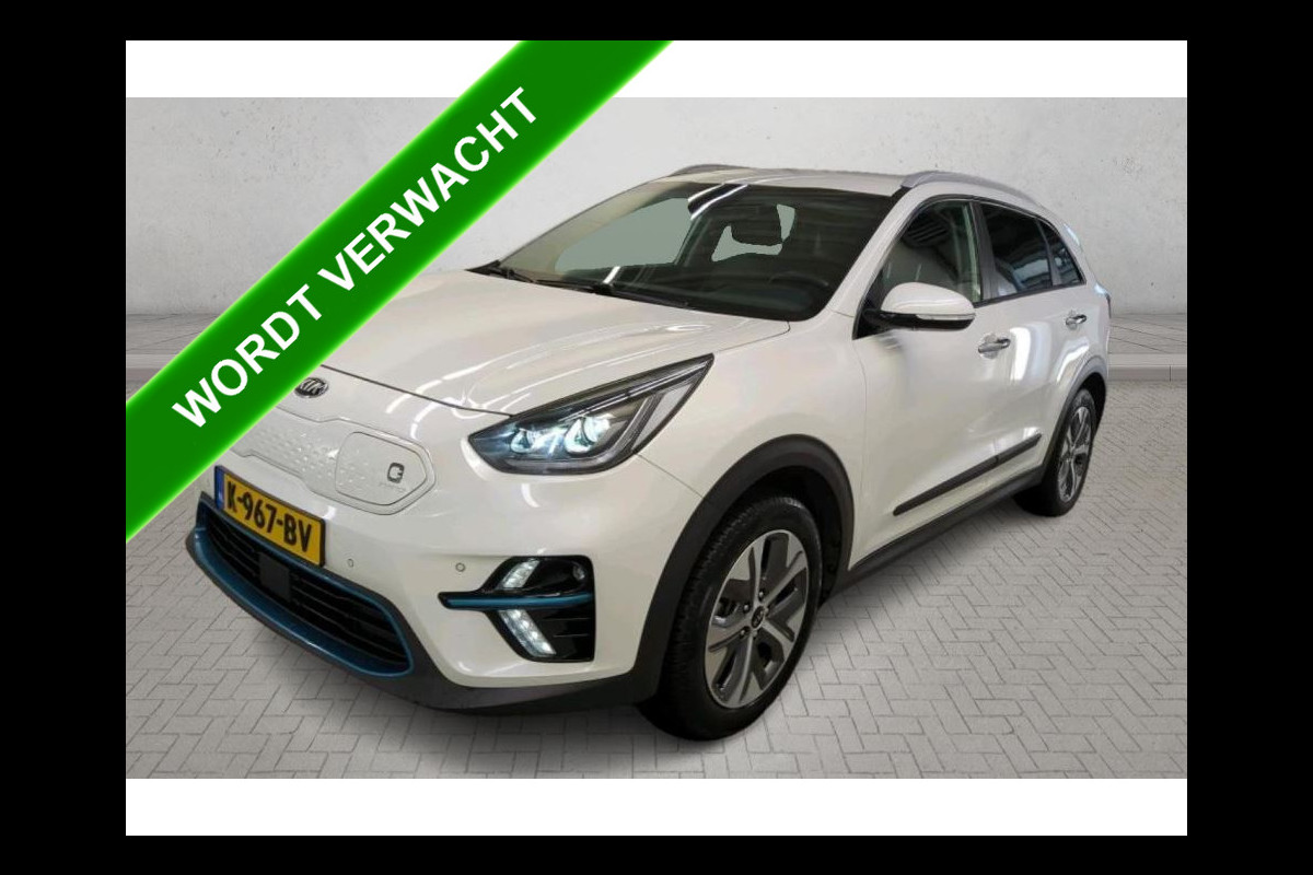 Kia e-Niro ExecutiveLine 64 kWh / Trekhaak / Leder / Xenon / Navigatie / Pdc+Camera / Apk 11-2026