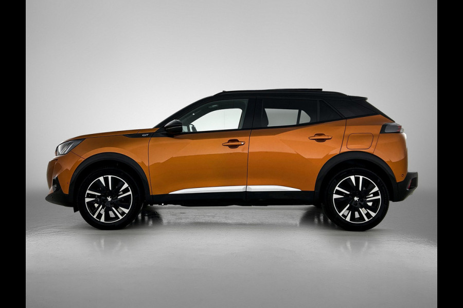 Peugeot 2008 1.2 131PK Automaat / GT Pack / Panoramadak / Trekhaak /  HiFi-systeem FOCAL /1/2 Leder / Naviagatie  /  Pdc+Camera / / Apk nieuw