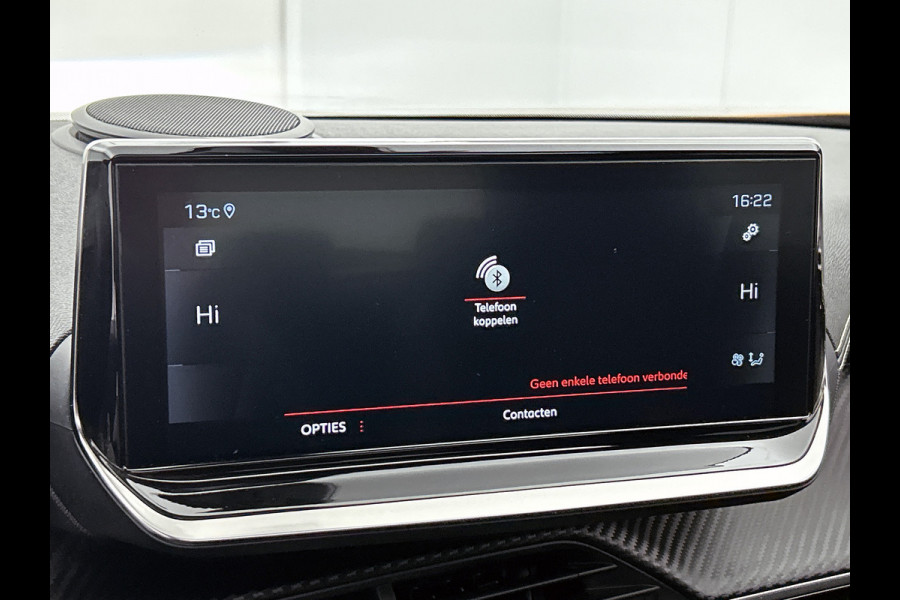 Peugeot 2008 1.2 131PK Automaat / GT Pack / Panoramadak / Trekhaak /  HiFi-systeem FOCAL /1/2 Leder / Naviagatie  /  Pdc+Camera / / Apk nieuw