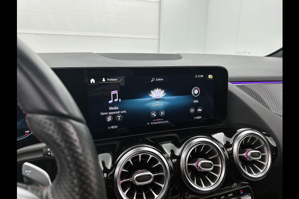 Mercedes-Benz B-Klasse 180 Automaat Bus.Solution AMG-Line / Panoramadak / Pdc+Camera / Navigatie / 1/2 Leder / Apk 09-2026