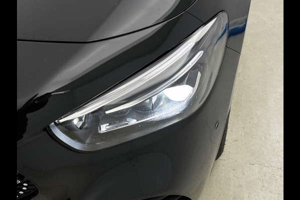 Mercedes-Benz B-Klasse 180 Automaat Bus.Solution AMG-Line / Panoramadak / Pdc+Camera / Navigatie / 1/2 Leder / Apk 09-2026