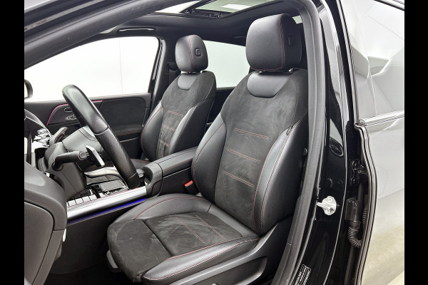 Mercedes-Benz B-Klasse 180 Automaat Bus.Solution AMG-Line / Panoramadak / Pdc+Camera / Navigatie / 1/2 Leder / Apk 09-2026