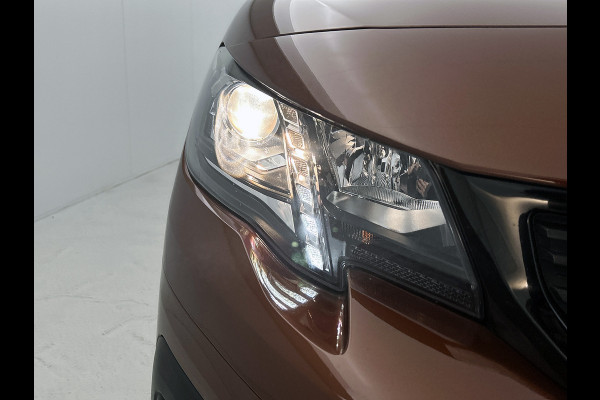 Peugeot Rifter Long 1.2 131PK Automaat GT 7pers. * Distributie vv.bij 95Dkm * / Trekhaak / Airco-ecc. / Pdc+Camera / Navigatie / 2xSchuifdeur / Apk 03-2027