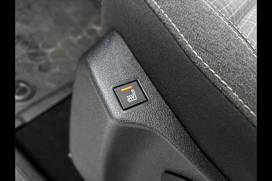 Peugeot Rifter Long 1.2 131PK Automaat GT 7pers. * Distributie vv.bij 95Dkm * / Trekhaak / Airco-ecc. / Pdc+Camera / Navigatie / 2xSchuifdeur / Apk 03-2027