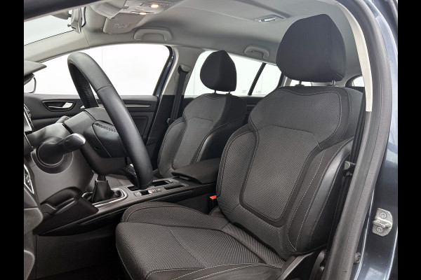 Renault Mégane Estate 1.3 TCe 140PK Equilibre / Navigatie / Pdc.V+A / Airco-ecc./ Xenon / Radio multimedia / Apk 07-2027