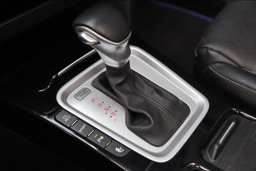 Kia Ceed Sportswagon 1.6 GDI PHEV ExecutiveLine / PANODAK / KEYLESS / DODEHOEK / CAMERA