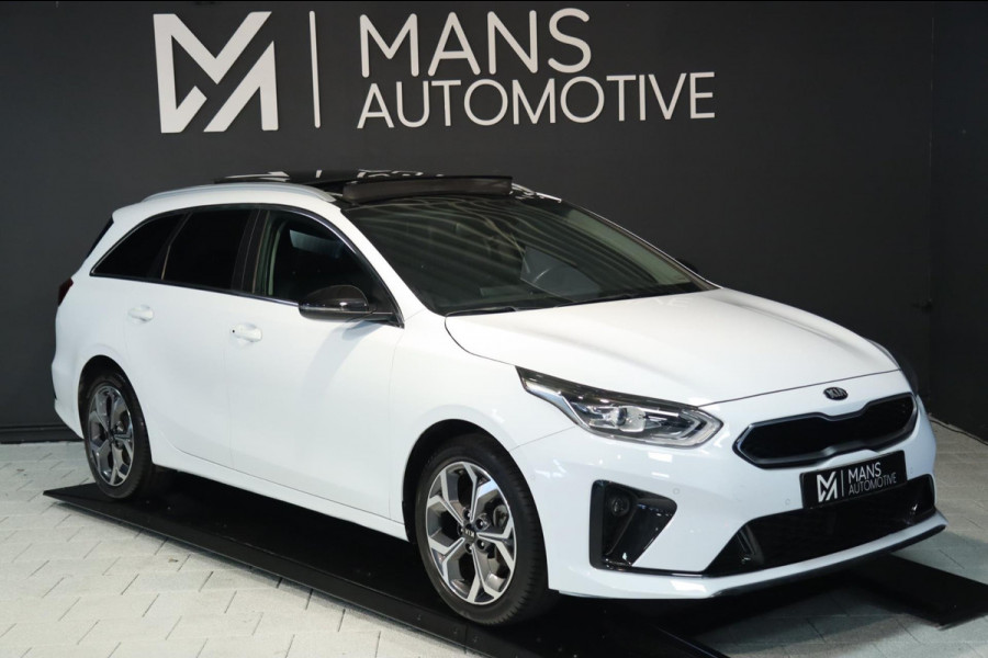 Kia Ceed Sportswagon 1.6 GDI PHEV ExecutiveLine / PANODAK / KEYLESS / DODEHOEK / CAMERA