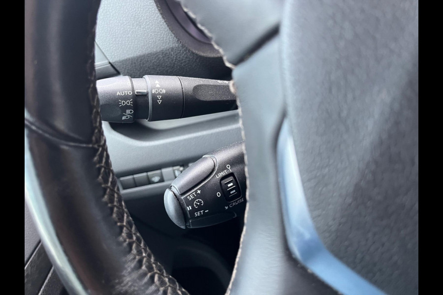 Peugeot Expert 2.0 BlueHDI 120PK L2 Premium / Trekhaak / Navi / App Connect