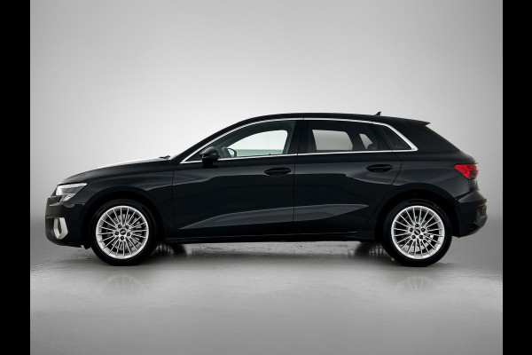Audi A3 Sportback 30 TFSI Business edition 5Drs. / Virtual cockpit / Airco-ecc./ Navigatie / Pdc / Xenon / Radio multimedia / Apk 11-2026