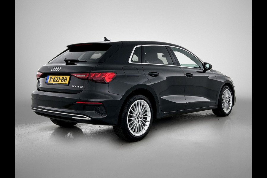 Audi A3 Sportback 30 TFSI Business edition 5Drs. / Virtual cockpit / Airco-ecc./ Navigatie / Pdc / Xenon / Radio multimedia / Apk 11-2026