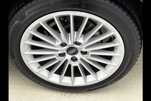 Audi A3 Sportback 30 TFSI Business edition 5Drs. / Virtual cockpit / Airco-ecc./ Navigatie / Pdc / Xenon / Radio multimedia / Apk 11-2026