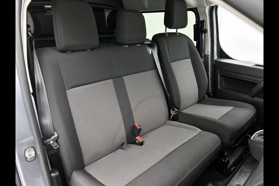 Opel Vivaro 2.0 Diesel 180 S&S L3 Automaat Dubbele Cabine 2 schuifdeuren Android Auto/Apple CarPlay Navigatie Keyless Entry&Start Climate Control Camera Cruise Control Houten afwerking laadruimte Trekhaak lichtmetalen velgen