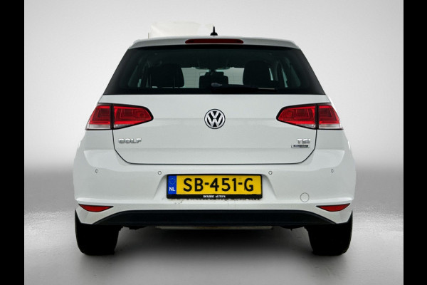 Volkswagen Golf 1.2 TSI Trendline / Navi / Cruise / Lmv 16" / Apple Car Play / Park pilot / Privacy Glass / Stoelverw. / Apk 03-2026