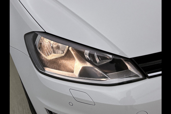 Volkswagen Golf 1.2 TSI Trendline / Navi / Cruise / Lmv 16" / Apple Car Play / Park pilot / Privacy Glass / Stoelverw. / Apk 03-2026