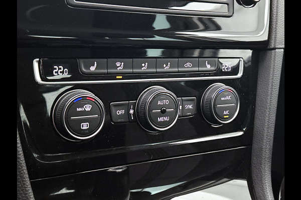 Volkswagen Golf 1.2 TSI Trendline / Navi / Cruise / Lmv 16" / Apple Car Play / Park pilot / Privacy Glass / Stoelverw. / Apk 03-2026