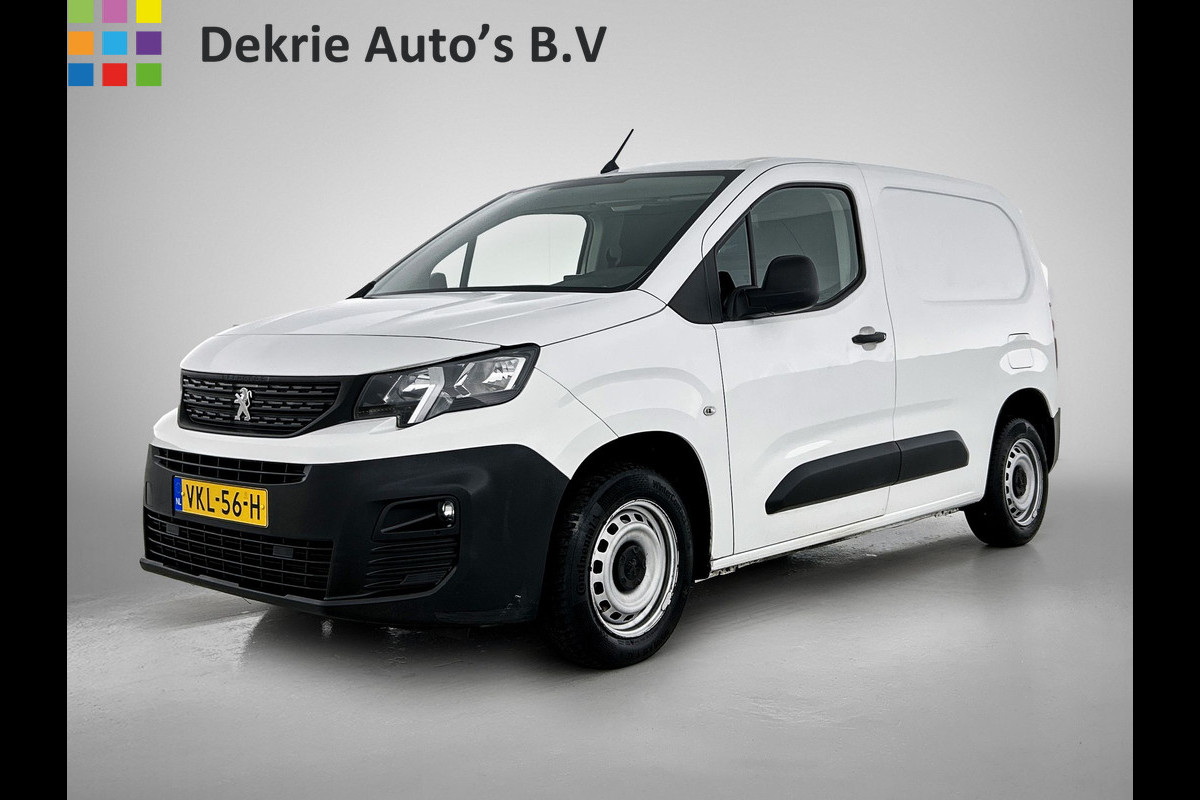 Peugeot Partner 1.2 Benzine 111PK Euro6 *Distributie bij 66Dkm.vervangen* Premium / Airco / Navigatie / Schuifdeur Re./ Radio multimedia / Apk 07-2027
