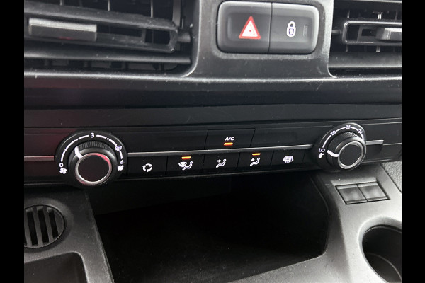 Peugeot Partner 1.2 Benzine 111PK Euro6 *Distributie bij 66Dkm.vervangen* Premium / Airco / Navigatie / Schuifdeur Re./ Radio multimedia / Apk 07-2027