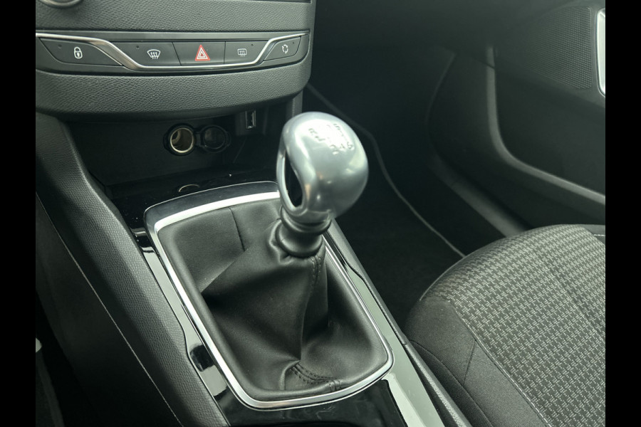 Peugeot 308 SW 1.2 111PK PureTech Active * Distributie vv bij 85Dkm.* / Trekhaak / Navigatie / Airco-ecc./ Pdc./ Radio multimedia / / Apk 02-2028