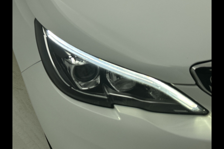 Peugeot 308 SW 1.2 111PK PureTech Active * Distributie vv bij 85Dkm.* / Trekhaak / Navigatie / Airco-ecc./ Pdc./ Radio multimedia / / Apk 02-2028