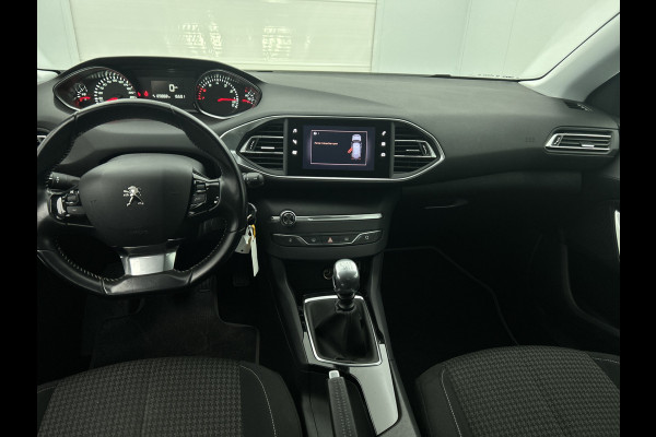 Peugeot 308 SW 1.2 111PK PureTech Active * Distributie vv bij 85Dkm.* / Trekhaak / Navigatie / Airco-ecc./ Pdc./ Radio multimedia / / Apk 02-2028