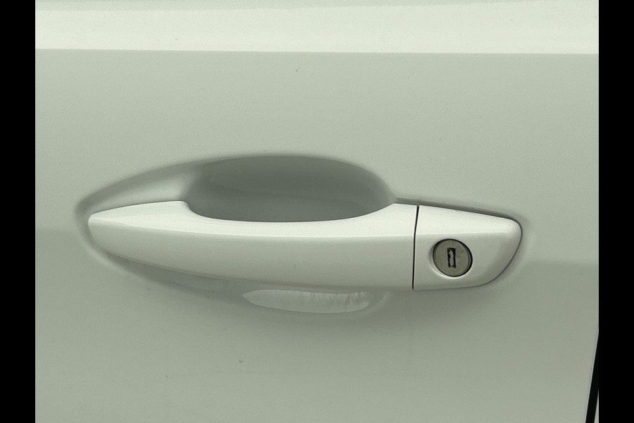 Peugeot 308 SW 1.2 111PK PureTech Active * Distributie vv bij 85Dkm.* / Trekhaak / Navigatie / Airco-ecc./ Pdc./ Radio multimedia / / Apk 02-2028