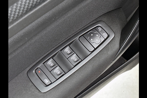 Renault Mégane Estate 1.5 DCi Automaat Euro6 Zen / Distributie vv bij 123Dkm / Cruise / Navi / LED / Carplay / Parkeer sensoren / Apk 06-2026