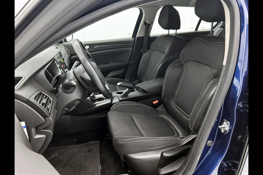 Renault Mégane Estate 1.5 DCi Automaat Euro6 Zen / Distributie vv bij 123Dkm / Cruise / Navi / LED / Carplay / Parkeer sensoren / Apk 06-2026