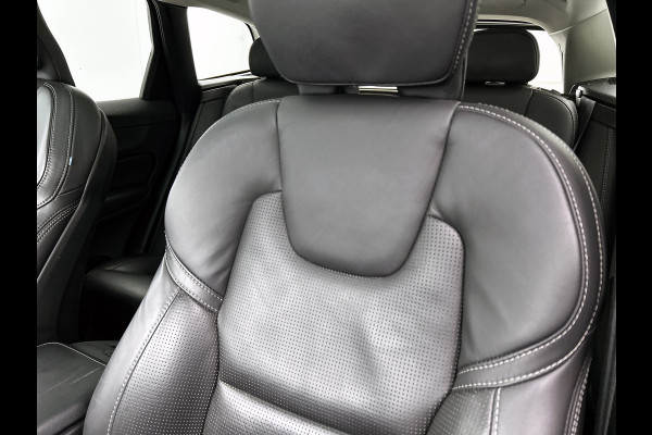 Volvo XC60 2.0 T6 250KW AWD hybrid Inscription / Panoramadak / Trekhaak / Leder lux./Stuur-Stoelverw / Pdc+camera / Audio & Park Ass./ Lighting / Apk 06-2027