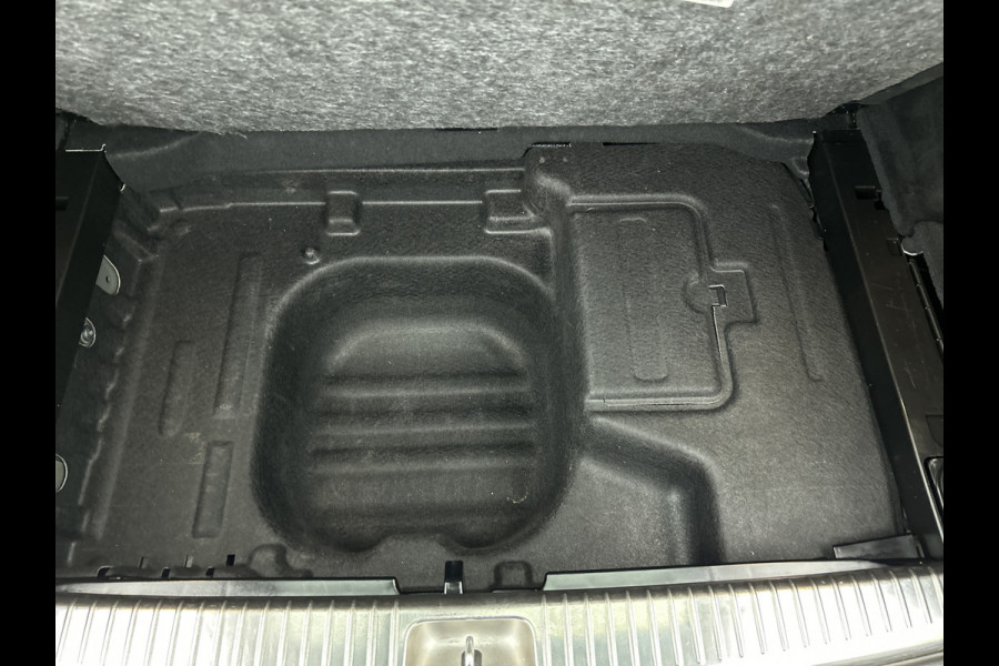 Mercedes-Benz C-Klasse Estate 160 Automaat Business Solution AMG Limited / Navi / Cruise-ctr. / 18" Lmv / Pdc+Camera / Led / Stoelverw. / Apk 09-2027