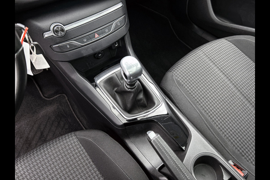 Peugeot 308 1.5 HDi 131PK 5Drs. Executive / Panoramadak / Distributie vv. 122Dkm. / Cruise-ctr. / Navigatie / Apk 05-2026