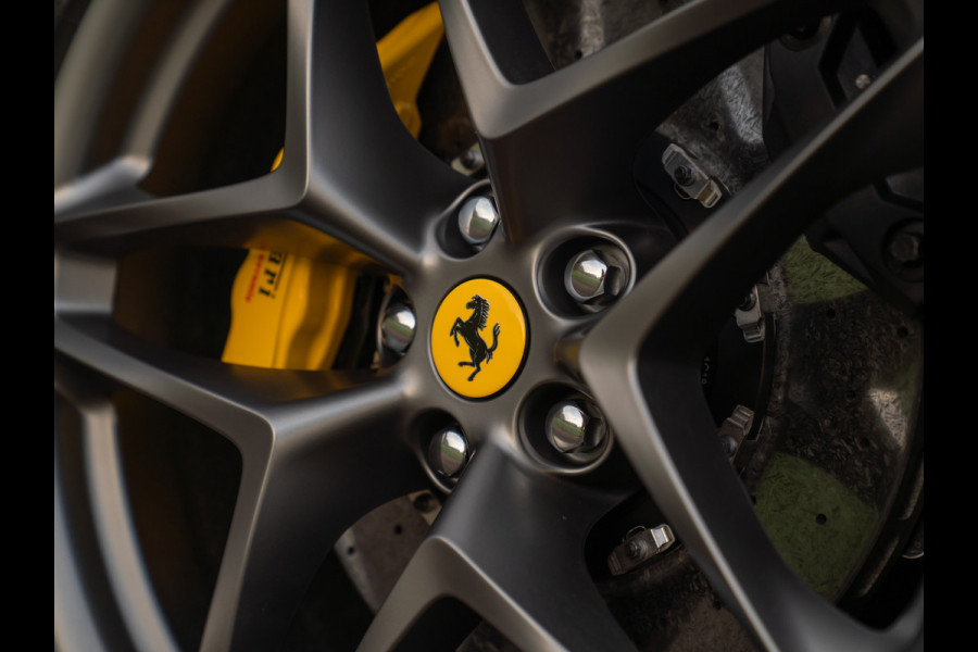 Ferrari Roma 3.9 V8 HELE | Canna di Fucile | Daytona Seats | 1e eigenaar | JBL audio