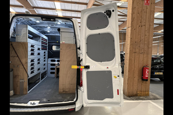 Ford Transit Custom 340 2.0 TDCI Euro6 131PK H2 Trend 3Pers. *ideaal voor Camper*/ Navigatie / Pdc./ Airco / Safety&Comfort pack / Driver assist  / Stoelverwarming / Apk 11-2026