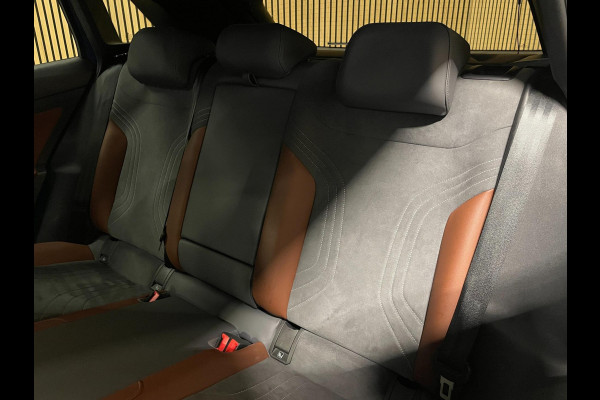 Volkswagen ID.4 First 77 kWh|92% SOH|GROTE ACCU|LEDER|ACC|CAMERA|CARPLAY|CLIMATE+CRUISE|STOELVERW|NAVI|NAP|NL-AUTO|IN.BTW|1e EIG