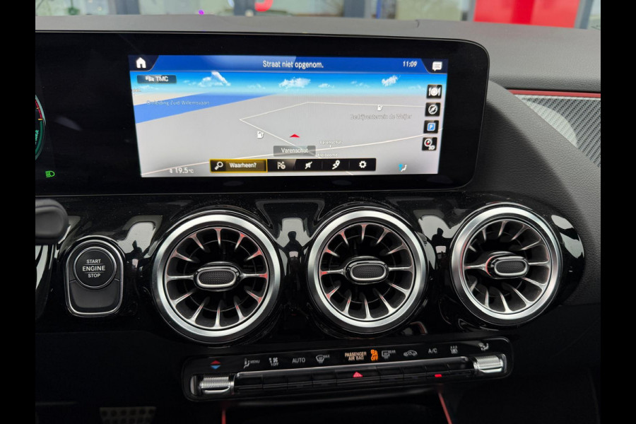 Mercedes-Benz GLA 250 AMG Line