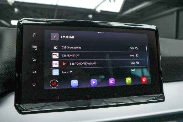 Seat Ibiza 1.0 TSI FR Navi Climate C. Virtual Camera Carplay PDC Zwarte binnenhemel LED LM velgen BTW auto