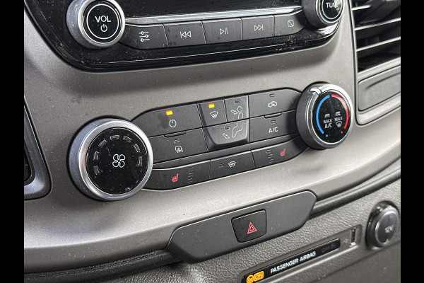 Ford Transit Custom 340 2.0 TDCI Euro6 131PK H2 Trend 3Pers  *ideaal voor Camper* / Navigatie / Pdc./ Airco / Driver assist / Stoelverwarming  / Apk  12-26