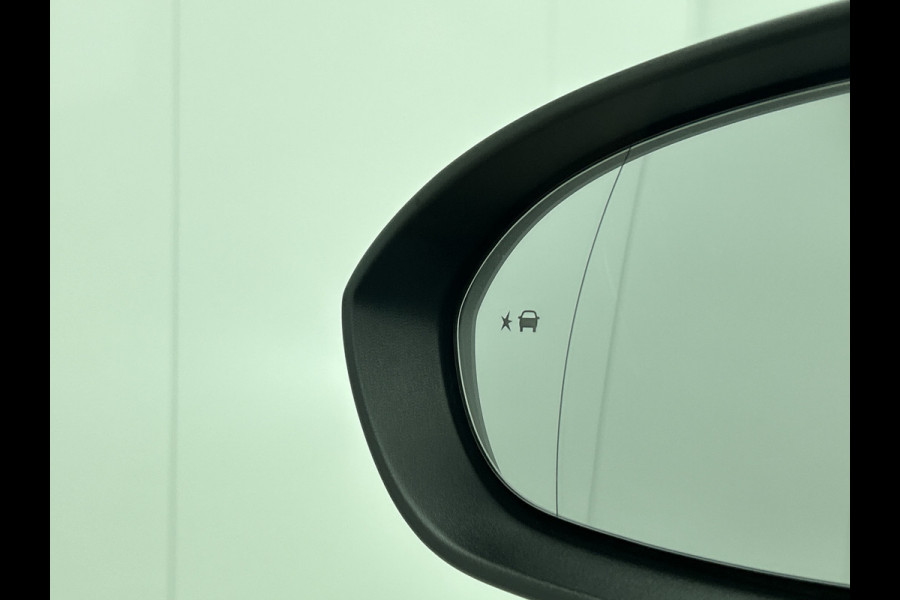 Opel Insignia Sports Tourer 1.5 CDTI 123PK Business Elegance / Leder / Trekhaak / Camera / Stoel-Stuurverwarming / Xenon / Airco-ecc. / Apk 01-2026