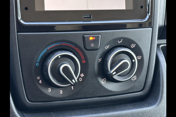 Peugeot Boxer 2.2 BlueHDi 120 L2H2 Trekhaak|Airco|Cruise|Dealero dealer onderh. 1ste eigenaar