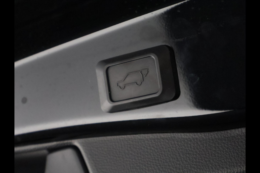 Toyota RAV4 2.5 Hybrid Style | Navigatie | Parkeersensoren | JBL Audio | 360° Camera | Kofferklep Automatisch |