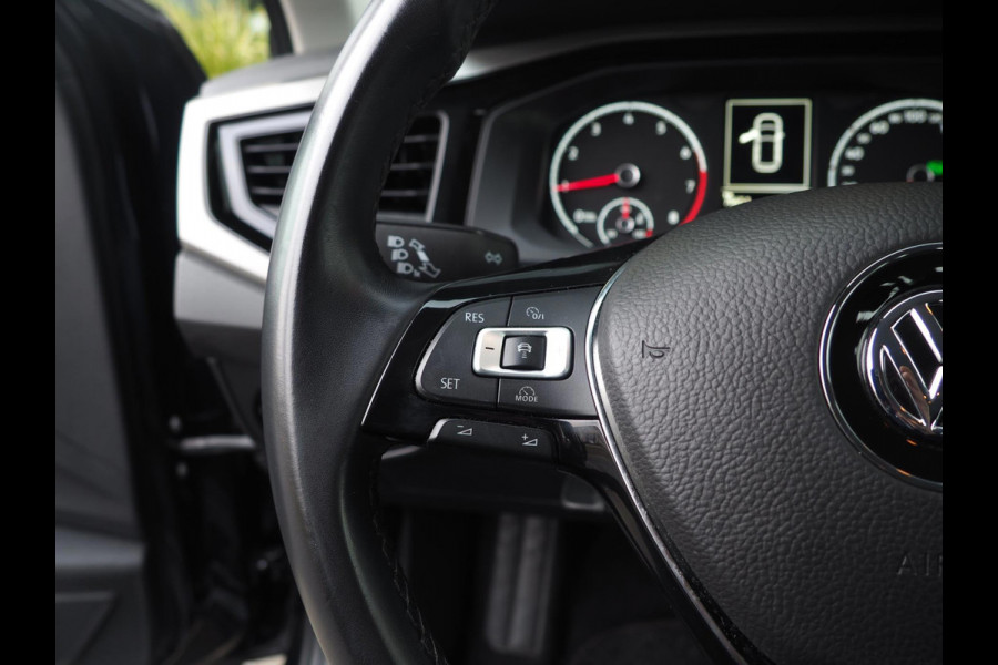 Volkswagen Polo 1.0 TSI DSG Comfortline Business / Adaptive cruise / Carplay / DAB