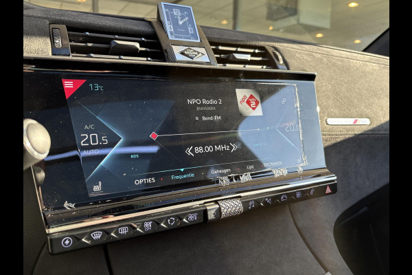 DS 7 Crossback E-Tense 4x4 Performance Line+ 300pk | Panoramadak | Stoelverwarming | Elektrisch Verstelbare Memory Seats | Camera |