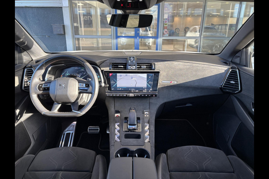 DS 7 Crossback E-Tense 4x4 Performance Line+ 300pk | Panoramadak | Stoelverwarming | Elektrisch Verstelbare Memory Seats | Camera |