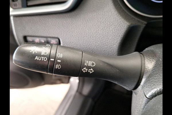 Nissan QASHQAI 1.2 N-Connecta Panoramadak | Automaat