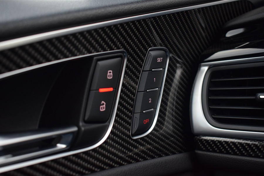 Audi RS6 4.0 V8 TFSI Quattro 605pk Performance | Akrapovič | Keramisch