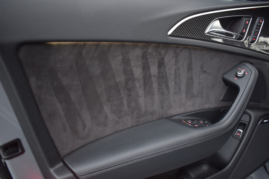 Audi RS6 4.0 V8 TFSI Quattro 605pk Performance | Akrapovič | Keramisch