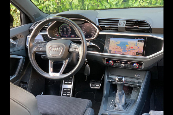 Audi Q3 Sportback 45 TFSI e S Edition 3x S-line|Black| Pano|Matrix LED| 21''|B&O|