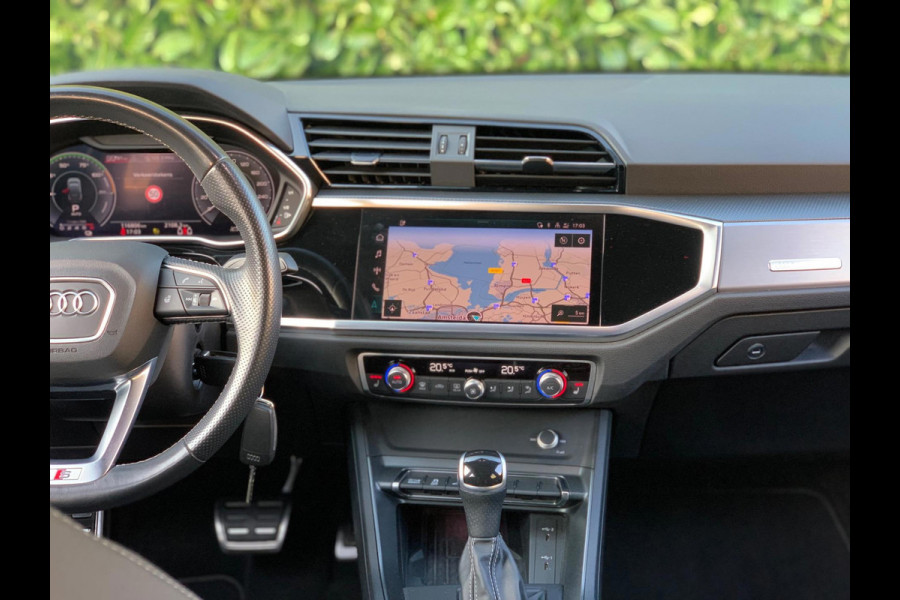 Audi Q3 Sportback 45 TFSI e S Edition 3x S-line|Black| Pano|Matrix LED| 21''|B&O|