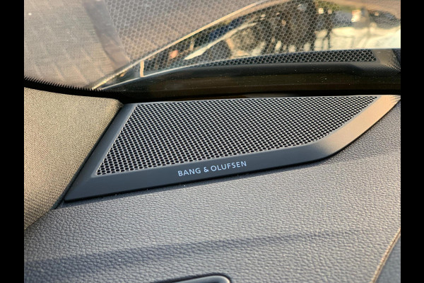 Audi Q3 Sportback 45 TFSI e S Edition 3x S-line|Black| Pano|Matrix LED| 21''|B&O|