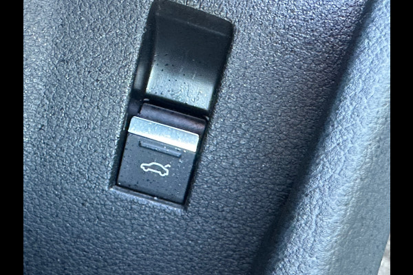 Audi e-tron 50 quattro Business edition Plus 71 kWh Pano|21 Inch