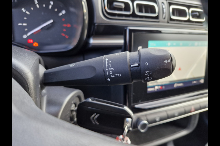 Citroën C3 Shine 1.2 | Trekhaak | Navi |